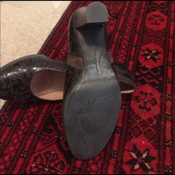 👡 Beautifeel Brown Embroidered Platform Pumps - Picture 3 of 6